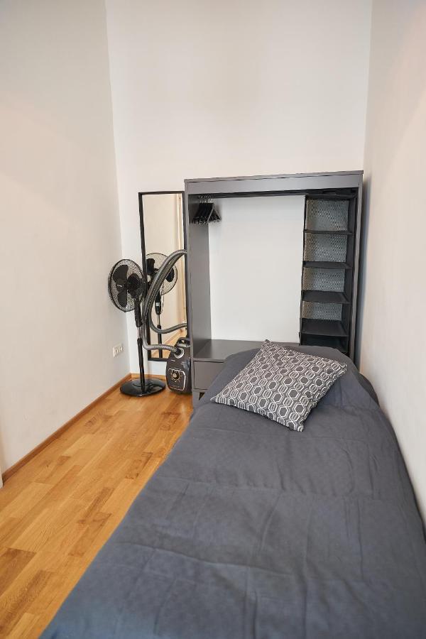 Fancy Home For 5 With Self-Check-In At Spittelberg Відень Екстер'єр фото
