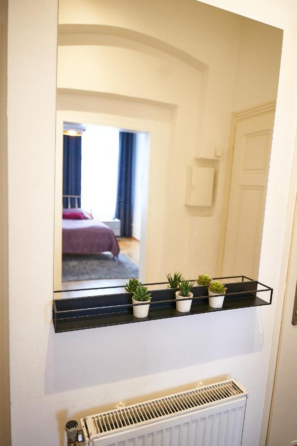 Fancy Home For 5 With Self-Check-In At Spittelberg Відень Екстер'єр фото