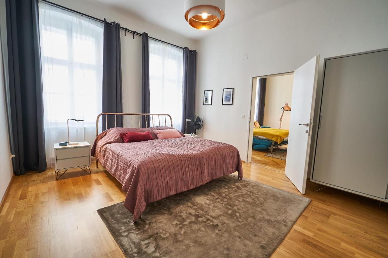 Fancy Home For 5 With Self-Check-In At Spittelberg Відень Екстер'єр фото
