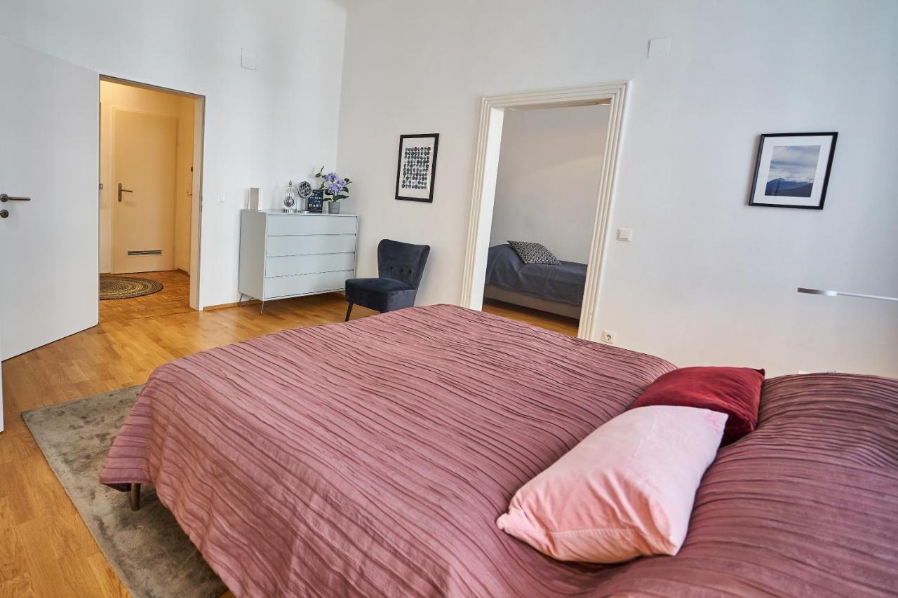 Fancy Home For 5 With Self-Check-In At Spittelberg Відень Екстер'єр фото